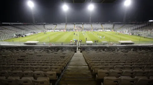 Colo Colo espera decisión de las autoridades.
