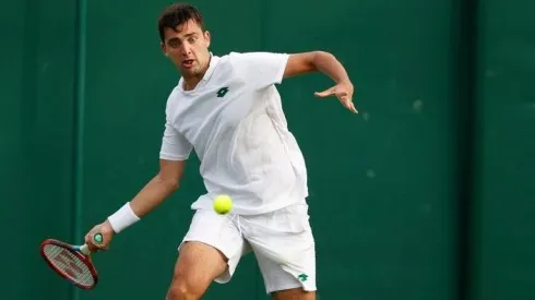 El chileno busca seguir marcando hitos en la Catedral del Tenis.
