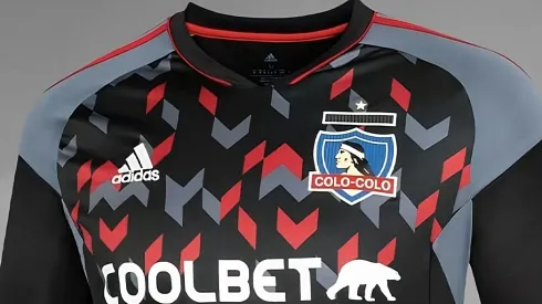 Nueva tercera camiseta de Colo Colo.
