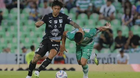 Joaquín Montecinos ha disputado 67&#8242; en la Liga MX con el Querétaro, que pospuso su partido contra el América de Diego Valdés. 
