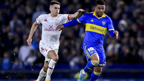 Guillermo Soto en acción durante la derrota de Huracán frente a Boca Juniors. 
