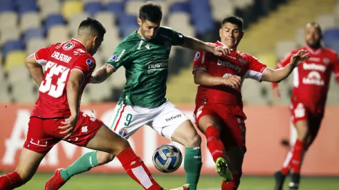 Empate entre Nublense y Audax por la ida de Copa Sudamericana.
