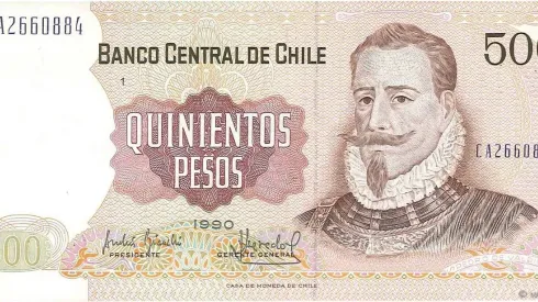 En diciembre del 2000 el billete de $500 fue reemplazado por la actual moneda del mismo valor.
