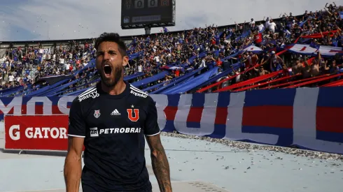 Joaquín Larrivey enfrenta la otra semana a la U con la camiseta de Magallanes.
