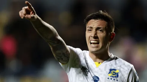 Rodrigo Echeverría está próximo a partir de Everton.
