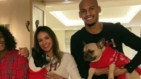 Fabinho podría quedar fuera del grupo de estrellas que se van a Arabia Saudita ya que la raza de sus perros es ilegal en aquel país.
