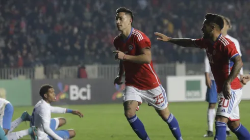 Echeverría ficha por Huracán con una insólita cláusula de descenso