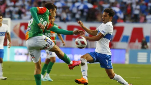 Universidad Católica enfrenta al líder Cobresal.
