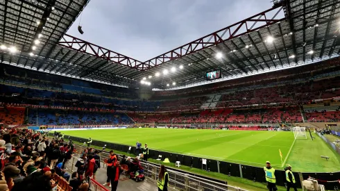 El San Siro seguirá existiendo tras la intervención de las autoridades de Lombardía. 
