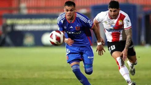 Vicente Fernández tuvo su primer partido como titular en Universidad de Chile.
