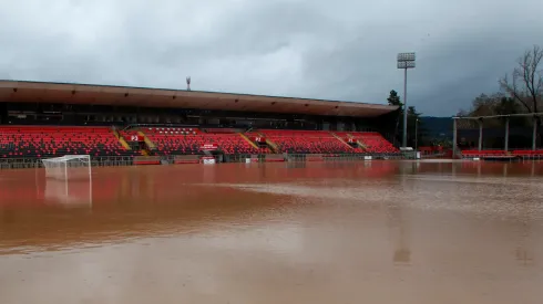 Así quedó el Estadio Fiscal de Talca como consecuencia de temporal.
