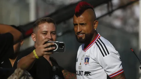 Arturo Vidal está pendiente de Colo Colo.
