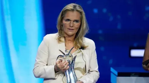 Sarina Wiegman tuvo un particular gesto con la selección de España en los premios de la UEFA.
