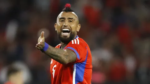 Vidal le reclama a Milad por el alto precio de las entradas para ver a Chile
