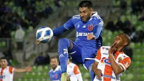 El uruguayo estuvo una temporada en Universidad de Chile.
