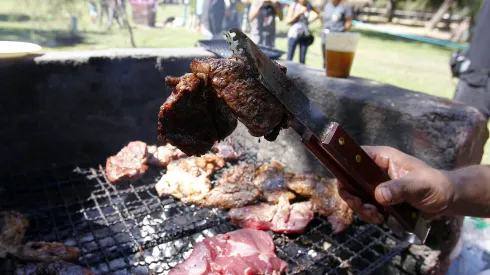 Lo que no debes hacer en un asado.
