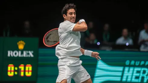 Cristian Garín cayó en tres sets ante Matteo Arnaldi, abriendo la serie de Copa Davis.
