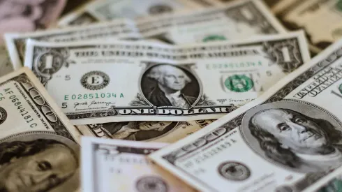 El dólar alcanzó este martes su peak en el 2023.
