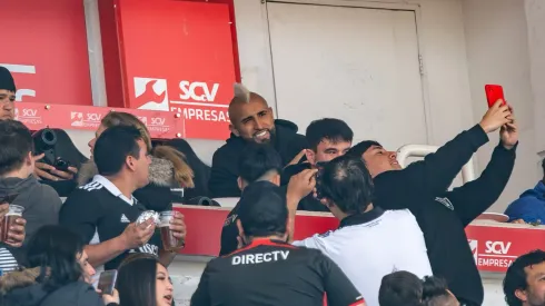 Arturo Vidal comparte un video de su terapia: "Me siento más fuerte"