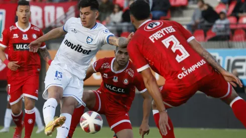 Maximiliano Rodríguez anotó la apertura de la cuenta para Huachipato en su sólido triunfo ante La Calera.
