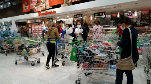 ¿Abren los supermercados este lunes 9 de octubre?
