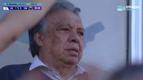 Don Elías se emocionó hasta las lágrimas
