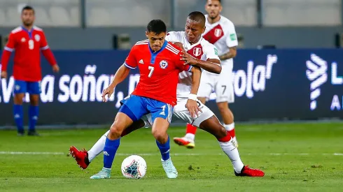 Alexis Sánchez fue sindicado por los peruanos como arrugón
