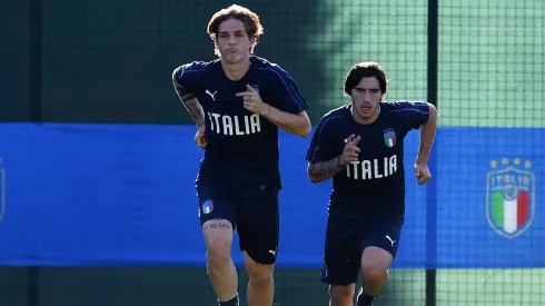 Dos jugadores de la selección italiana entran en la polémica del calcio.
