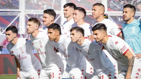 Huracán cuenta con una dupla chilena en el mediocampo. ¡Y anhela tenerla de vuelta pronto!
