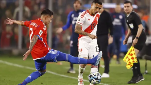 Matías Fernández no jugó del todo bien ante Perú
