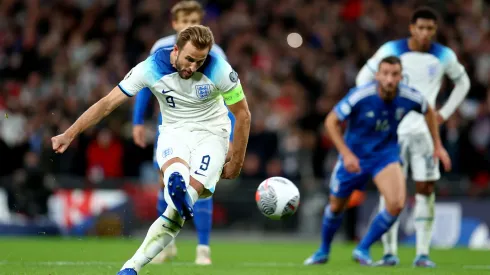 Harry Kane comanda la victoria de Inglaterra ante Italia.
