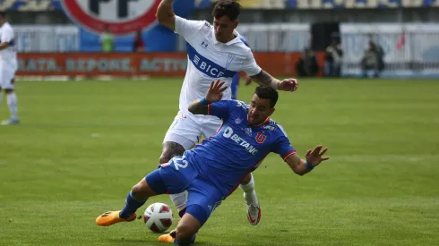 El último clásico entre la U y la UC empezó en Concepción y terminó en Santiago. Fue 3-0 para la U.
