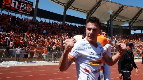 Cristian Insaurralde le dio el ascenso a Cobreloa a Primera.
