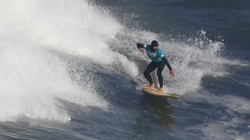 Rafael Cortéz se quedó con la medalla de plata en el Longboard.
