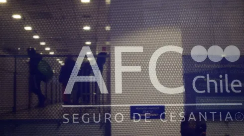 Trabajadores realizan tramites en la Administradora de Fondos de Cesantia, AFC.
