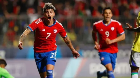 Maxi Guerrero anotó dos goles con la Roja en Santiago 2023.
