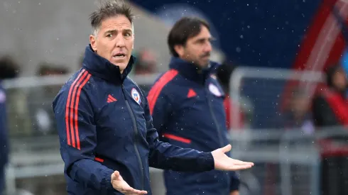 Eduardo Berizzo cuestionado por lo hecho en Santiago 2023.

