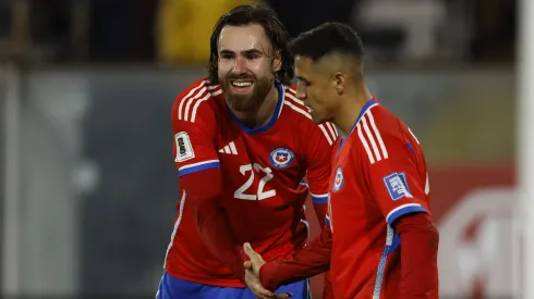 Los dos delanteros titulares de Chile vuelven  a La Roja con pocos minutos y la pólvora mojada.
