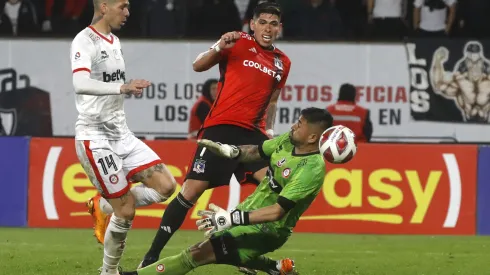 Colo Colo puede entrar con "ayuda" o presionado ante La Calera.
