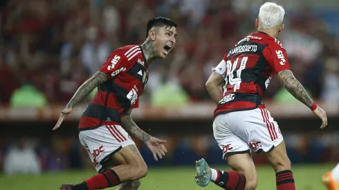 Pulgar se anotó con un pase-gol top en el clásico de Flamengo ante Fluminense. 
