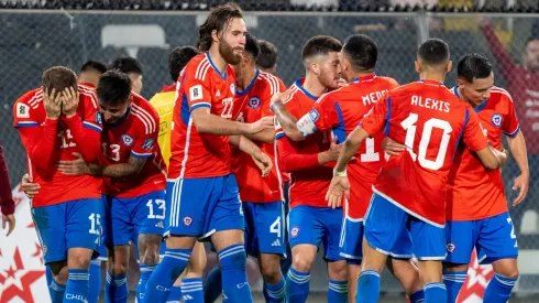 26 convocados en La Roja para duelos con Paraguay y Ecuador.
