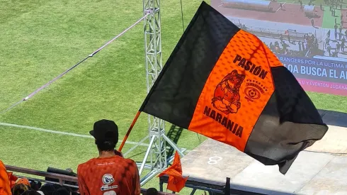 La pantalla ubicada en el estadio Zorros del Desierto.
