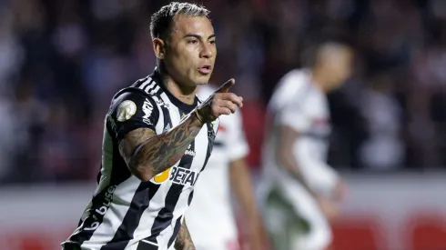 Eduardo Vargas juega por Atlético Mineiro desde el 2021.
