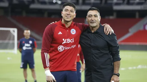 Nelson Tapia conversó largo momento con Brayan Cortés.
