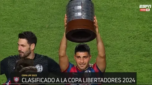 Blandi fue homenajeado por San Lorenzo en su despedida
