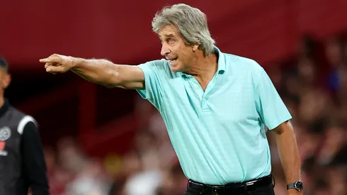 Manuel Pellegrini recalcó que su futuro puede estar lejos de Chile.
