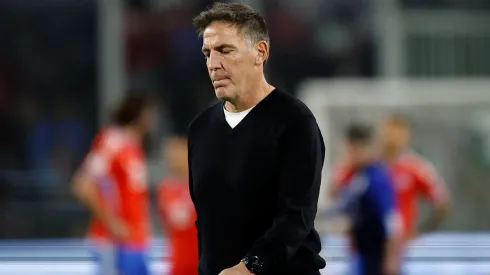 Eduardo Berizzo rechaza primer ofrecimiento tras dejar La Roja.
