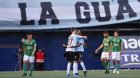 El golazo de Yorman Zapata desató la alegría entre los hinchas visitantes en el Bicentenario de La Florida.
