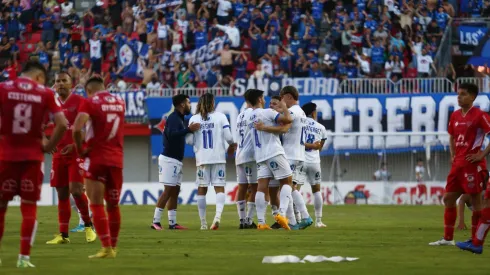 Huachipato se impuso a Ñublense en Chillán
