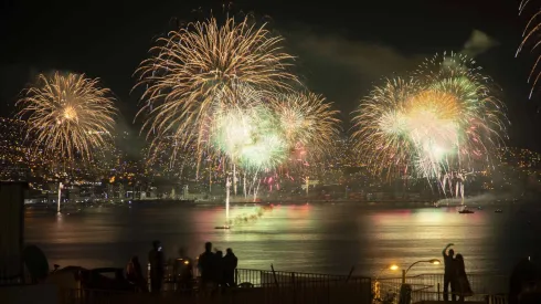 ¿Habrá fuegos artificiales en Viña del Mar y Valparaíso este Año Nuevo?
